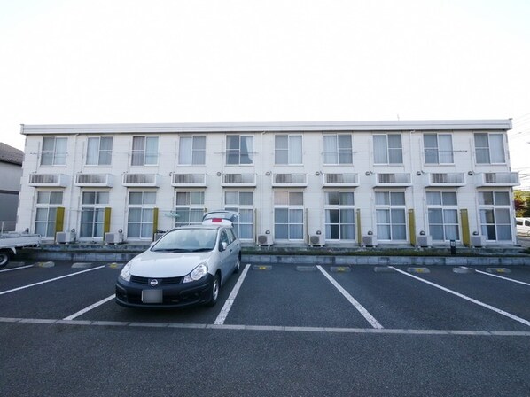 レオパレスサンIIの物件外観写真